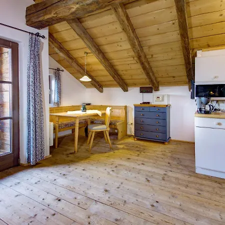 Appartamento On Zettersfeld With Dolomites Views *