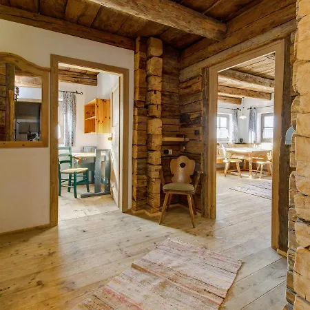 In Lienz With A Balcony Apartment Obernussdorf