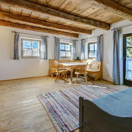 Appartamento On Zettersfeld With Dolomites Views *