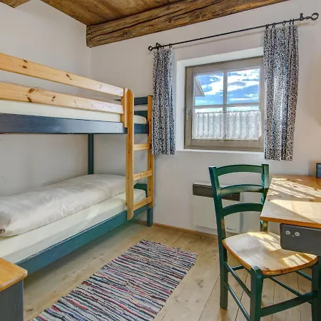 On Zettersfeld With Dolomites Views Obernussdorf