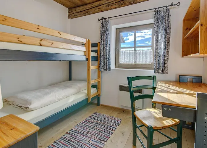 On Zettersfeld With Dolomites Views Obernussdorf