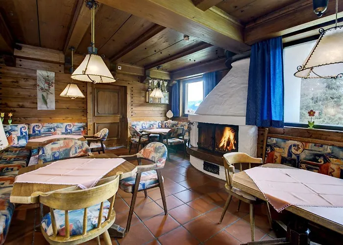 Appartamento On Zettersfeld With Dolomites Views